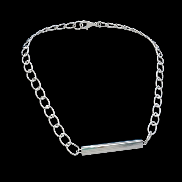 Streamlined Bar Necklace